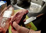 Zeit für’s Abendessen. So sollten die Portionen die nächsten Tage grundsätzlich aussehen…… lecker Steaks so um die 350 bis 400 Gramm….. Zeit für’s Abendessen. So sollten die Portionen die nächsten Tage grundsätzlich aussehen…… lecker Steaks so um die 350 bis 400 Gramm…..