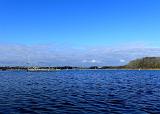 Locationwechsel. Einmal quer über die Insel, um die Fische mal wieder in einer dieser netten Buchten zu suchen. Die Wolken hatten sich inzwischen wieder verzogen und ich machte mich mit ein paar dünneren Klamotten auf die Suche nach dem Silber. Die Bucht vor mir wollte durchfischt werden. Also machte ich mich auf den Weg……. Locationwechsel. Einmal quer über die Insel, um die Fische mal wieder in einer dieser netten Buchten zu suchen. Die Wolken hatten sich inzwischen wieder verzogen und ich machte mich mit ein paar dünneren Klamotten auf die Suche nach dem Silber. Die Bucht vor mir wollte durchfischt werden. Also machte ich mich auf den Weg…….