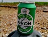 Nun war es für mich aber tatsächlich an der Zeit, endlich eine Mittagspause einzulegen. Ein Brötchen und – dank eines kleinen Kühlakkus – ein frisches Bierchen. Dabei beobachtete ich weiterhin das Wasser und Jens beim Befischen des Riffs. Nun war es für mich aber tatsächlich an der Zeit, endlich eine Mittagspause einzulegen. Ein Brötchen und – dank eines kleinen Kühlakkus – ein frisches Bierchen. Dabei beobachtete ich weiterhin das Wasser und Jens beim Befischen des Riffs.