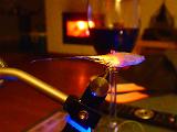 Interessanter Anblick mit UV „Bestrahlung“. Rotwein und brennendes Kaminfeuer gibt es gratis dazu Interessanter Anblick mit UV „Bestrahlung“. Rotwein und brennendes Kaminfeuer gibt es gratis dazu