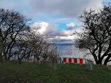 Montag…… Wind etwas ruhiger, dafür keine 12 Grad Lufttemperatur mehr, sondern nur noch sechs bis sieben Grad. Neuer Spot am Isefjord. Montag…… Wind etwas ruhiger, dafür keine 12 Grad Lufttemperatur mehr, sondern nur noch sechs bis sieben Grad. Neuer Spot am Isefjord.